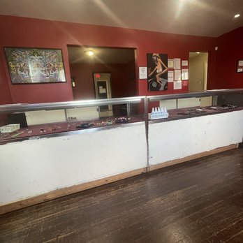 Knotty Headz - Front desk - Piercing Near Me - Decatur, Georgia Knotty Headz - Front desk - Piercing Near Me - Decatur, Georgia