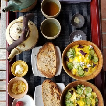 Harbor House Inn - breakfast spread - Bed & Breakfast Near Me - Elk, California