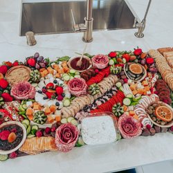 Boxed It Pretty Charcuterie