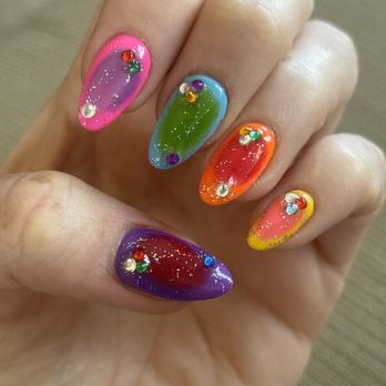 Tip To Toes Nails - Nail Salons Near Me - Concord, California