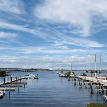 Laishley Crab House - Beautiful view on the patio - Seafood Near Me - Punta Gorda, Florida
