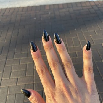M Vince Nail Spa - Nail Salons Near Me - Austin, Texas