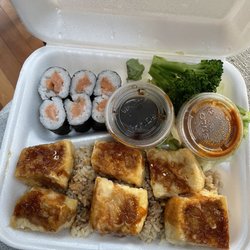 Tofu terriyaki (upgraded to a salmon roll....usually a California roll)