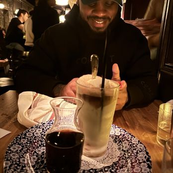 Au Cheval - Rootbeer float - Bars Near Me - Chicago, Illinois