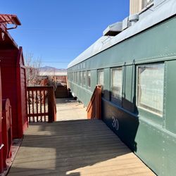 Catrenello's Pizzeria & Catering - Train cars