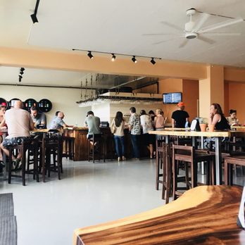 Lanikai Brewing - Brewpubs Near Me - Kailua, Hawaii