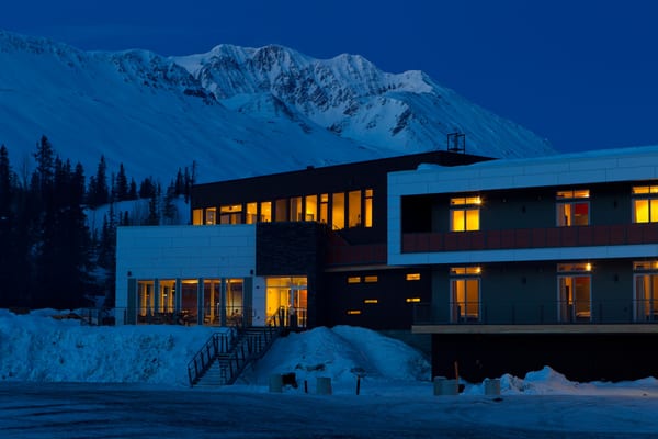 Tsaina Lodge by null