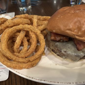 Red Heat Tavern - Bbq burger and onion "strings" (more like rings) - American Near Me - South Windsor, Connecticut