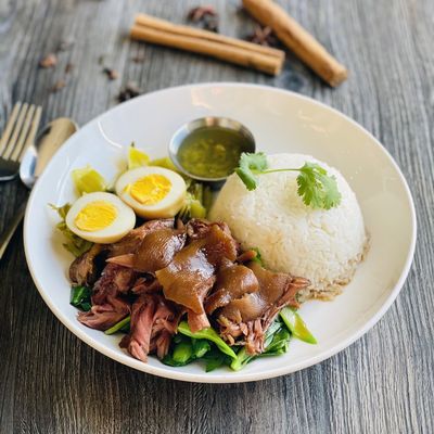 Rosniyom Thai Street Food-Livermore by null