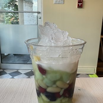 Hong's Kitchen - Three colour drink - Vietnamese Near Me - Ottawa, Ontario Hong's Kitchen - Three colour drink - Vietnamese Near Me - Ottawa, Ontario