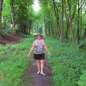 Phenix-Harris River Walk - Scruffy person on scruffy trail - Hiking Near Me - West Warwick, Rhode Island Phenix-Harris River Walk - Scruffy person on scruffy trail - Hiking Near Me - West Warwick, Rhode Island
