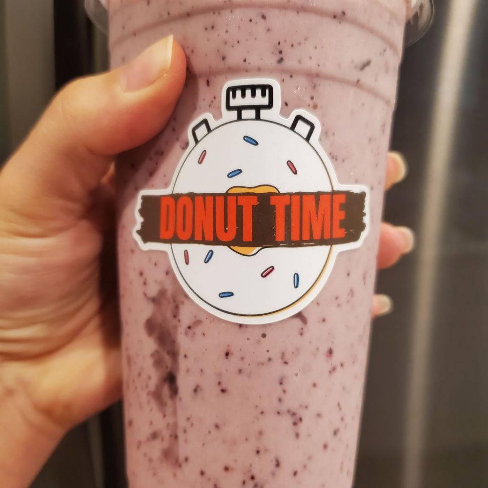 Donut Time - Strawberry, Bannas, berry smoothie was awesome! - Donuts Near Me - Sacramento, California