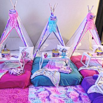 Hella Crafty Entertainment - Mermaid Theme - Party & Event Planning Near Me Hella Crafty Entertainment - Mermaid Theme - Party & Event Planning Near Me