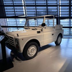 Europejskie Centrum Solidarności - The Popes vehicle.