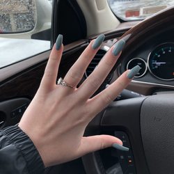 Misty Nails
