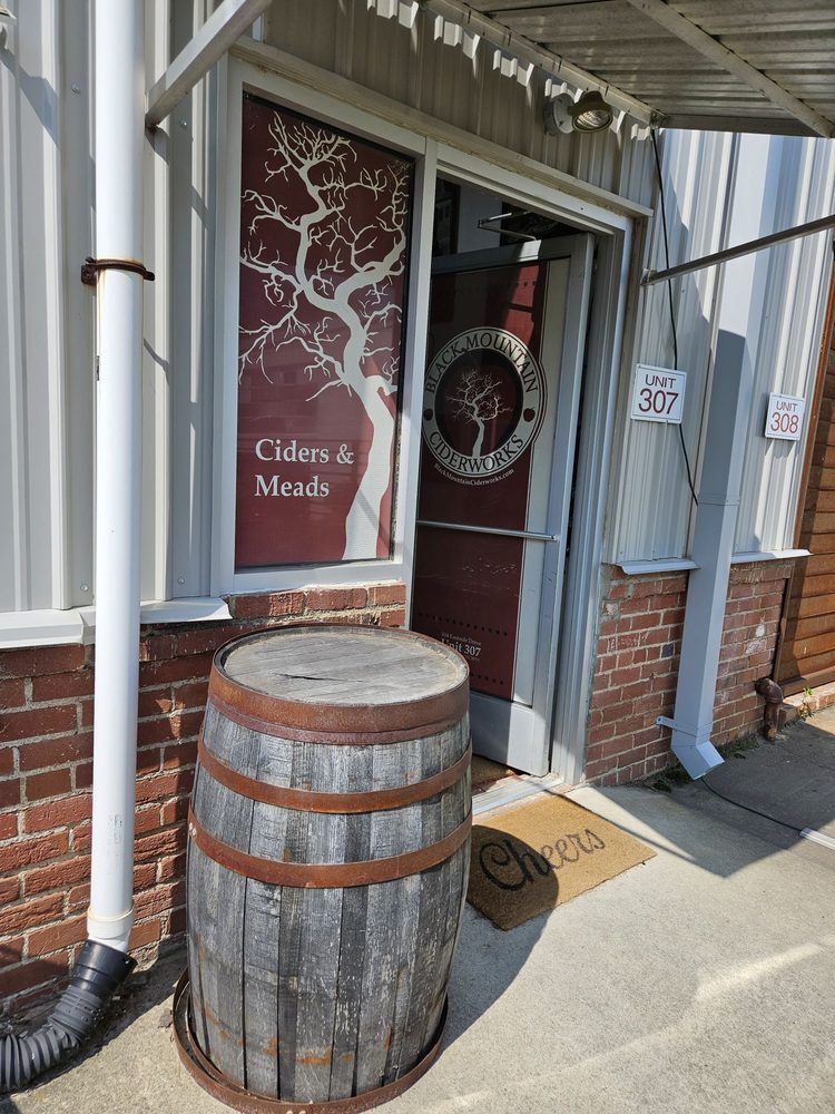 Food from Black Mountain Cider + Mead