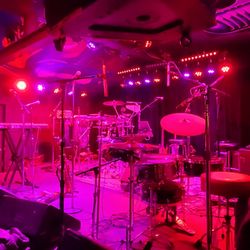 Moe's Alley - Stage