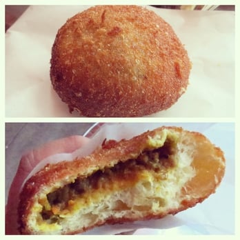 Cream Pan - Curry pan - Bakeries Near Me - Tustin, California Cream Pan - Curry pan - Bakeries Near Me - Tustin, California