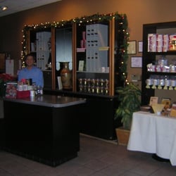 Rose Garden Restaurant - This is the Rose Garden version of "Where's Waldo" =)