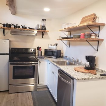 4 Guys RV Park - In our Cabin on the Hill, you will enjoy all the modern-day amenities. - RV Parks Near Me - Stanton, Kentucky