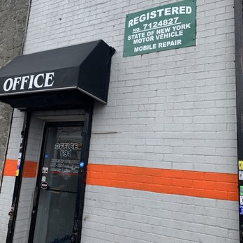 Certified Autobody and Collision - Main entrance - Body Shops Near Me - Bronx, New York Certified Autobody and Collision - Main entrance - Body Shops Near Me - Bronx, New York