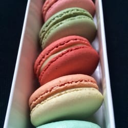MakMak Macarons - From top: bounty, raspberries & cream, pistachio, rhubarb & rose, peach & prosecco, peanut butter & Belgian milk chocolate