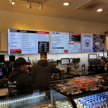 Mariachi Bakery - Delicious menu! - Coffee & Tea Near Me - Reseda, California