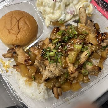 Oishi Sushi - Yummy - Sushi Bars Near Me - San Diego, California Oishi Sushi - Yummy - Sushi Bars Near Me - San Diego, California