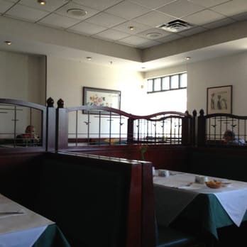 Ling Ling Riverwalk - Interior - Chinese Near Me - Basking Ridge, New Jersey