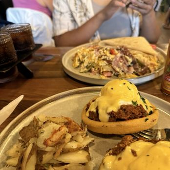 Vovomeena - Mexican Benedict - Coffee & Tea Near Me - Phoenix, Arizona Vovomeena - Mexican Benedict - Coffee & Tea Near Me - Phoenix, Arizona