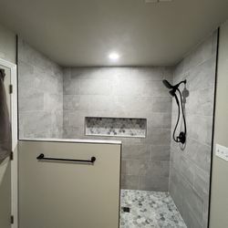 JuJu's Flooring and Demolition