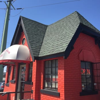 Choo Choo Grill - The building, near the corner of Leonard and Plainfield. Tiny! - Burgers Near Me - Grand Rapids, Michigan
