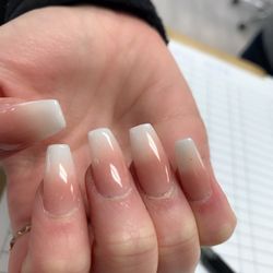 Da-Vi Nails