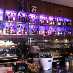 Leonardo Espressobar - Die gut gefüllte Bar.