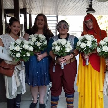 The Enchanted Florist - The bridal party with their bouquets - Florists Near Me - Burbank, California The Enchanted Florist - The bridal party with their bouquets - Florists Near Me - Burbank, California