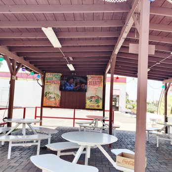 Eribertos Mexican Food - a patio with tables and chairs - Mexican Near Me - Phoenix, Arizona Eribertos Mexican Food - a patio with tables and chairs - Mexican Near Me - Phoenix, Arizona