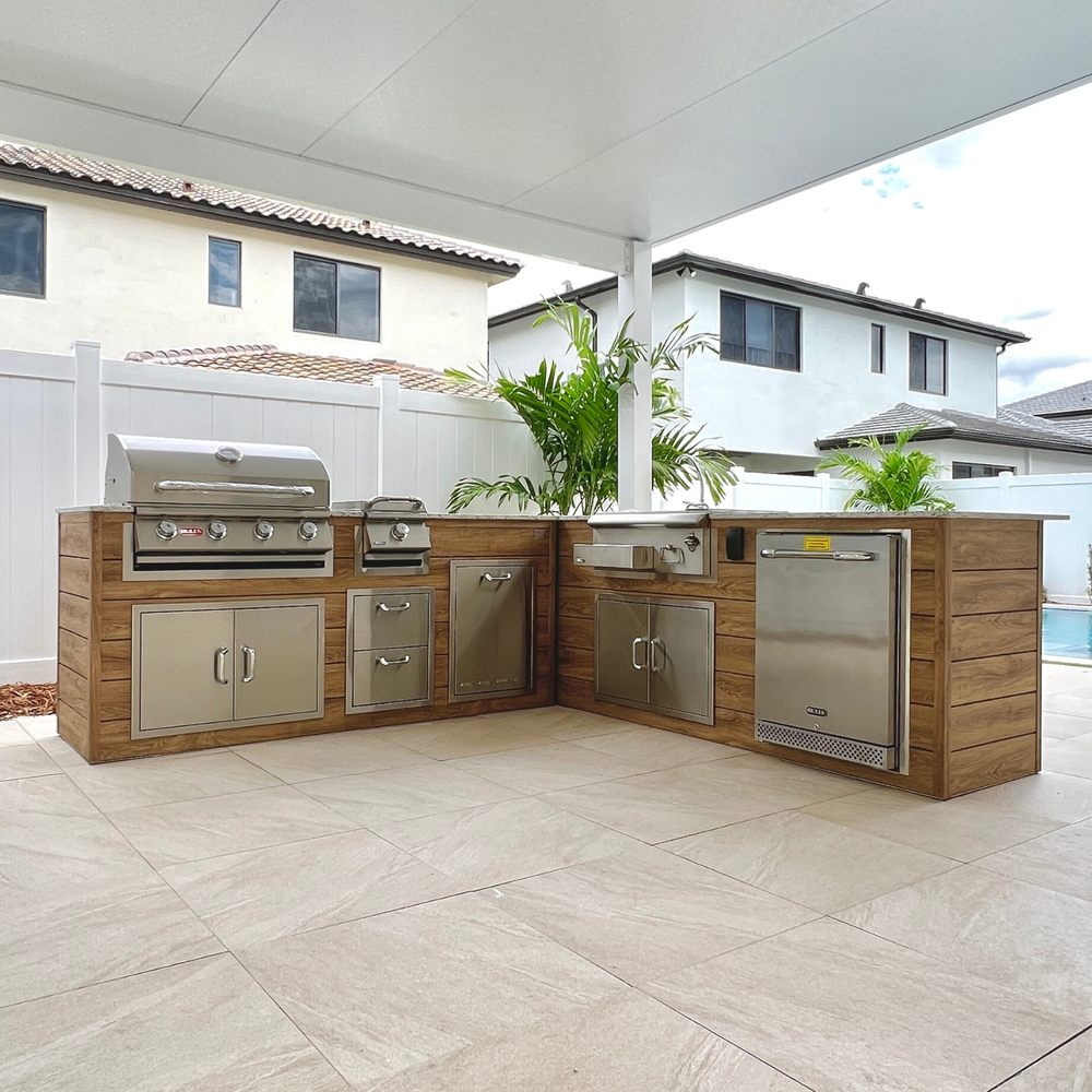 PERELLO PATIO OUTDOOR KITCHENS & PERGOLAS Updated August 2024 23
