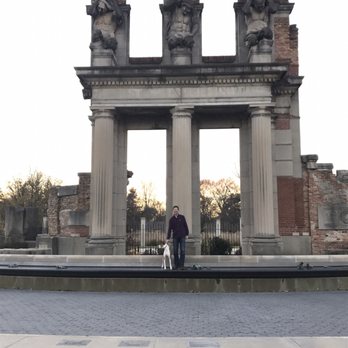 Holliday Park - Parks Near Me - Indianapolis, Indiana