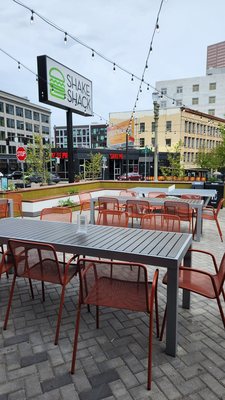 Shake Shack West End Portland by null
