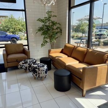 Mojo’s Donuts & Coffee - Cute Seating Area! - Coffee & Tea Near Me - Meridian, Idaho Mojo’s Donuts & Coffee - Cute Seating Area! - Coffee & Tea Near Me - Meridian, Idaho