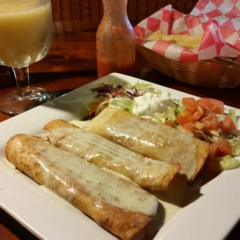 D'casa Rancho Grill - Special chimichunga! Very yummo!! - Mexican Near Me - Tupelo, Mississippi