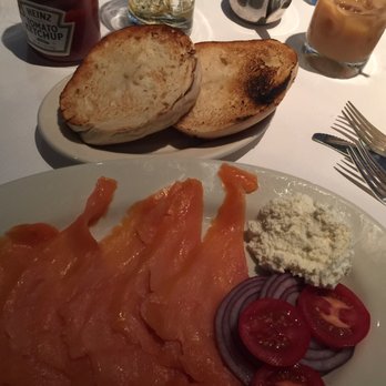 Hendrick's Tavern - Smoked salmon platter and bagel - Bars Near Me - Roslyn, New York