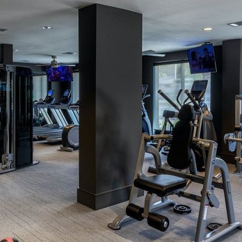 AMLI Grapevine - Apartments Near Me - Grapevine, Texas
