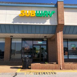 Subway Restaurants