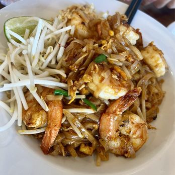 Kwan Kitchen - Pad Thai - Thai Near Me - Pasadena, California Kwan Kitchen - Pad Thai - Thai Near Me - Pasadena, California