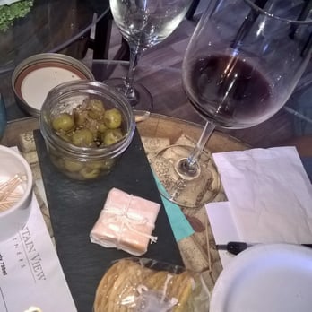 Backstage Marin - Wineries Near Me - Larkspur, California