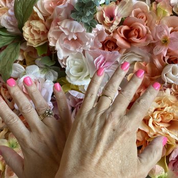Q Nail Lash Wax - Dip powder manicure with no drill on your nails - Nail Salons Near Me - Dedham, Massachusetts Q Nail Lash Wax - Dip powder manicure with no drill on your nails - Nail Salons Near Me - Dedham, Massachusetts