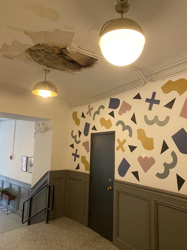 VIVIAN APARTMENTS Updated September 2024 48 Photos 6807 N