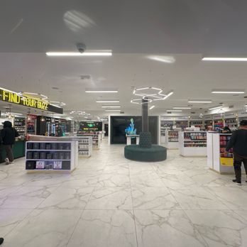 Buzz Cannabis - View from reception - Cannabis Dispensaries Near Me - San Diego, California Buzz Cannabis - View from reception - Cannabis Dispensaries Near Me - San Diego, California