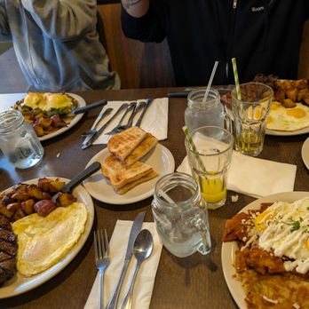 Bill's Cafe - Breakfast & Brunch Near Me - Fremont, California Bill's Cafe - Breakfast & Brunch Near Me - Fremont, California